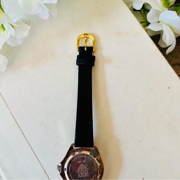 Roxy Quik Silver Watch - Picture 12 of 13